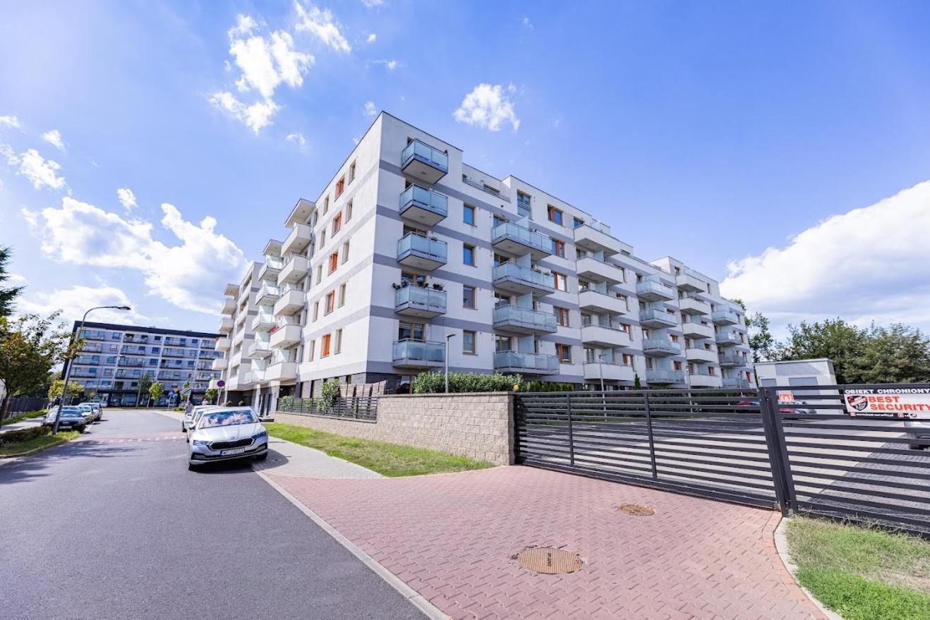 Fajny Apartament Z Parkingiem, Obok Metra. Varşova Dış mekan fotoğraf